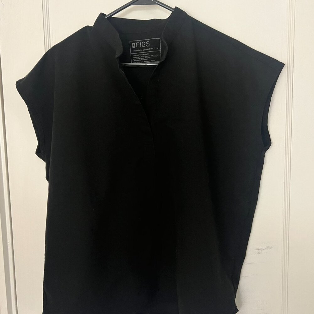 Figs Black Short Sleeve Mock Neck Top